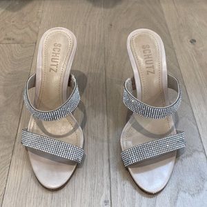 LIKE NEW EXCELLENT CONDITION SCHUTZ SPARKLY SANDALS HEELS SIZE 5